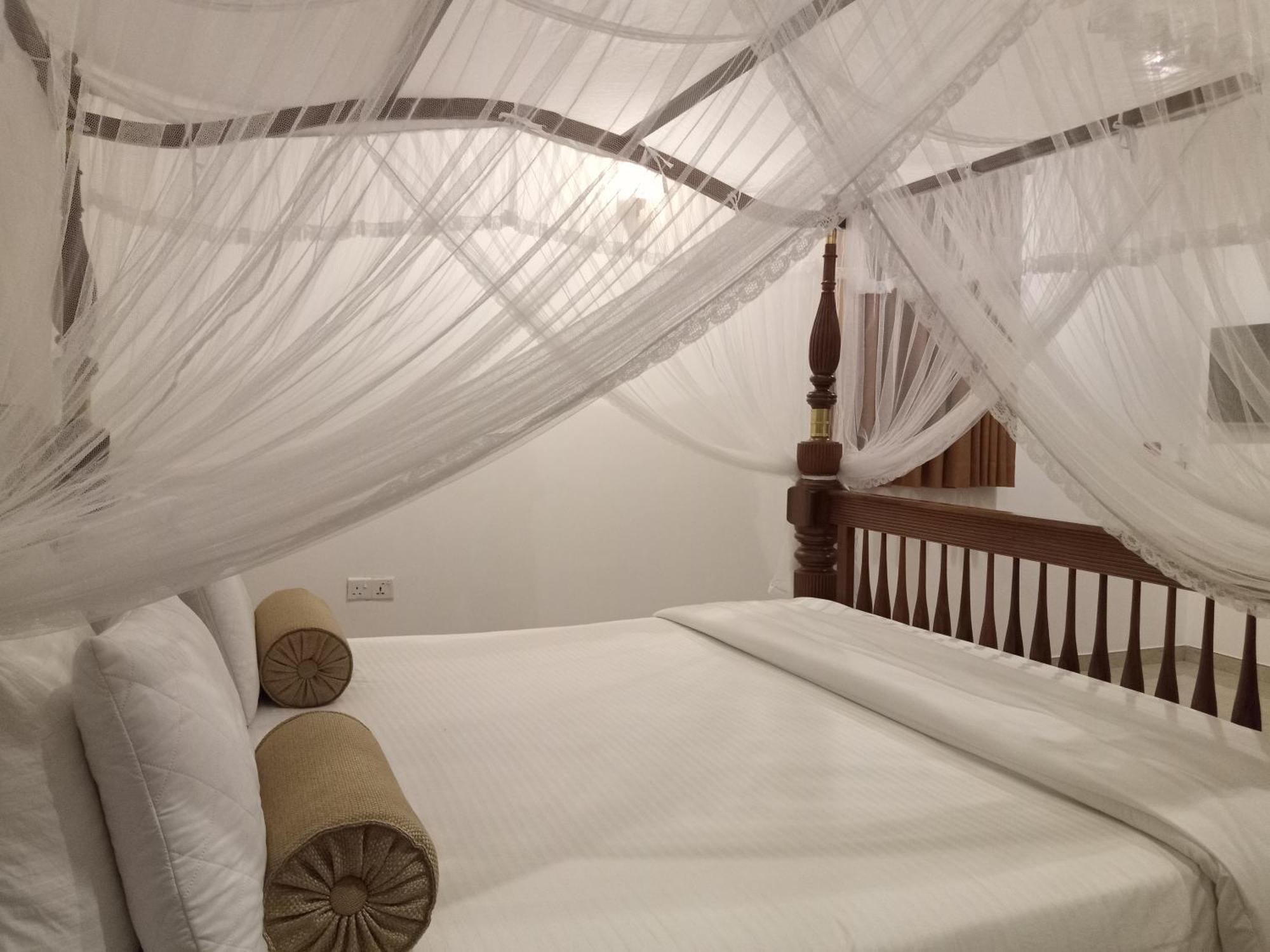 Luxury Villa With Bb Free Wi-Fi Bentota Exterior photo